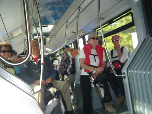 le bus pour retourner aux voitures
