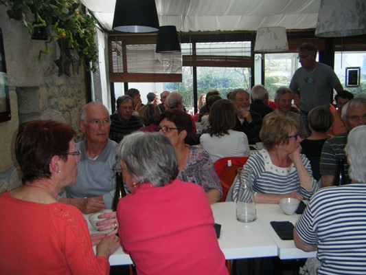 en tout, 32 convives !